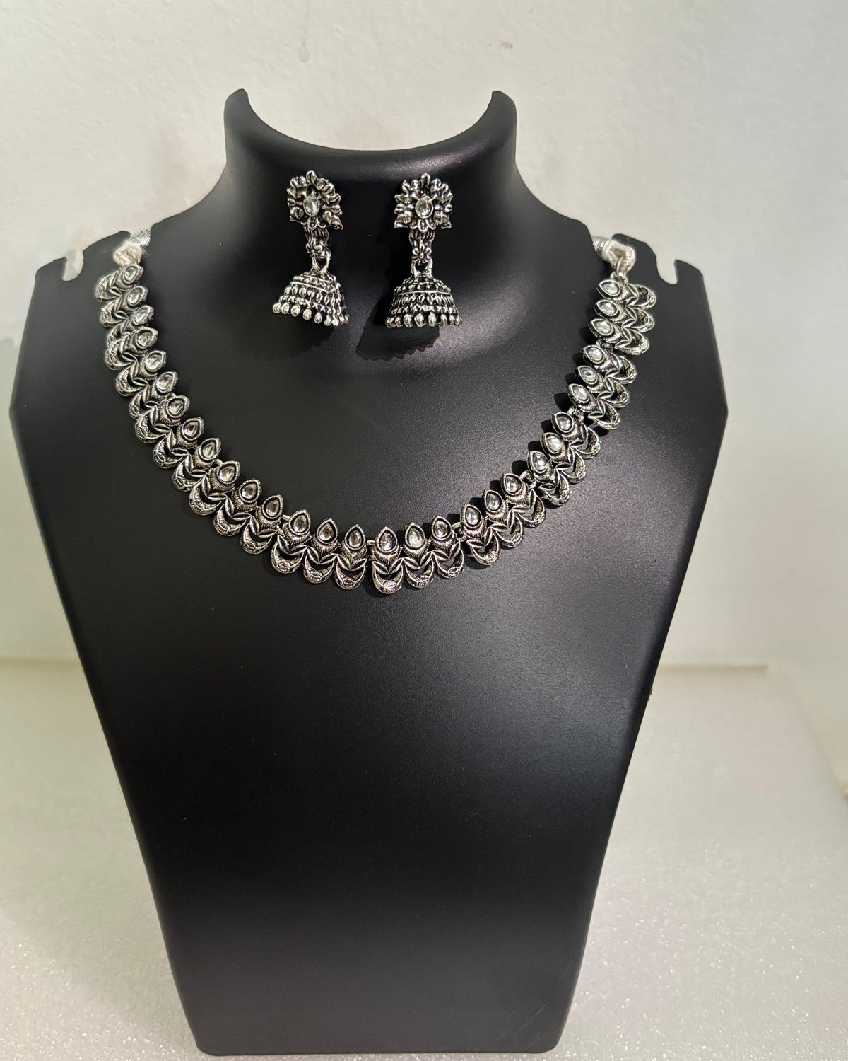 Oxidised Teardrop Motif Necklace Set