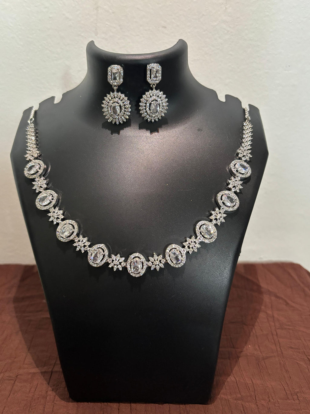 AD Oval Link Necklace Set